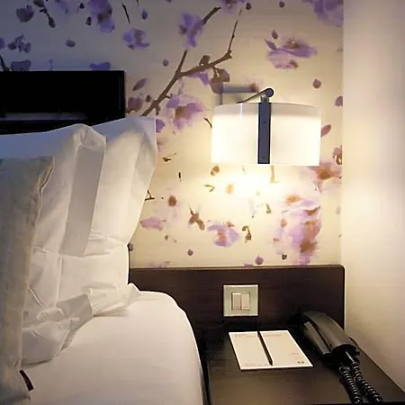 Internacional Design Hotel 4*