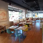 Internacional Design 4* Lizbona