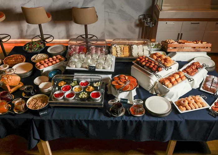 Internacional Design Hotel 4*